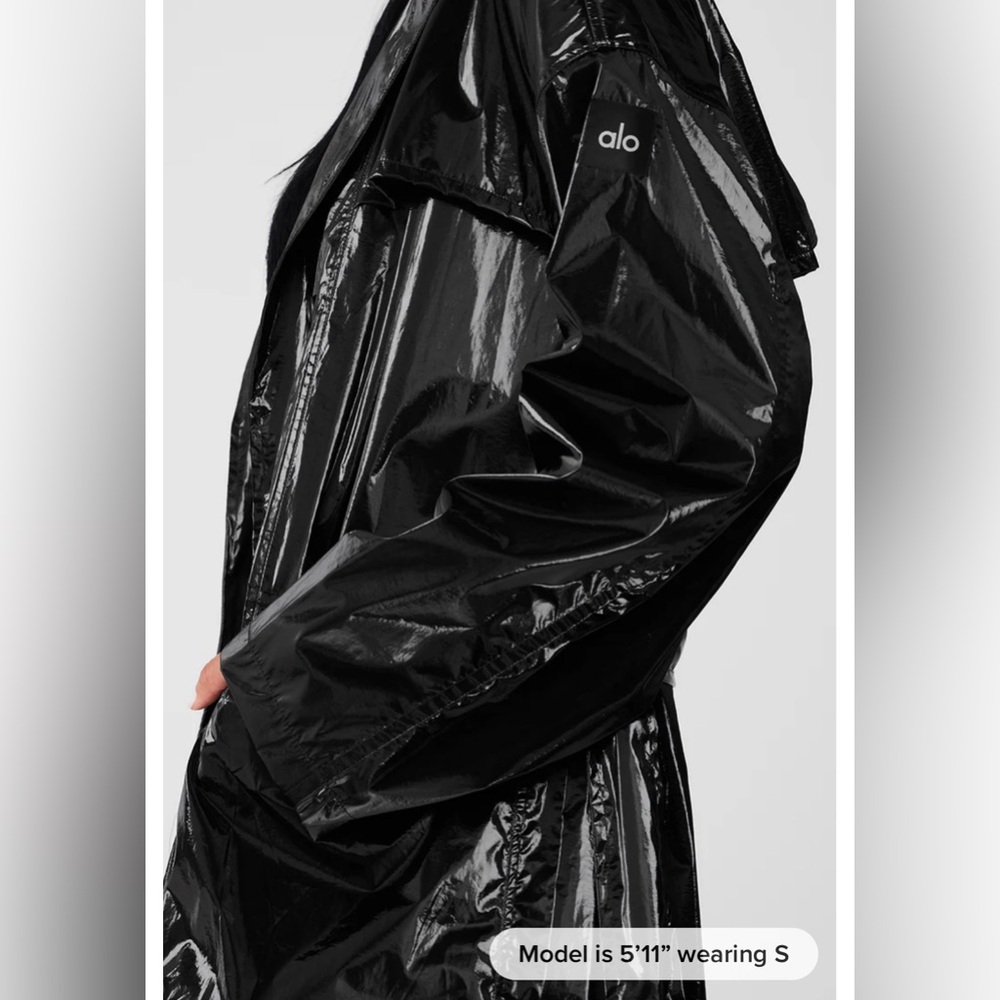 Alo Metallic Break Line Trench in Black - Picture 2 of 4